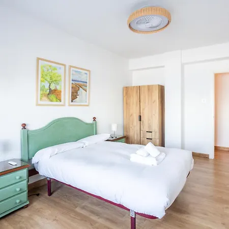 Daire Balcon De Santa Maria Free Parking By Time