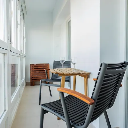 Balcon De Santa Maria Free Parking By Time Daire